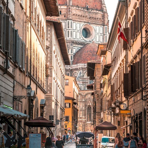 Step outside and stroll to the Cathedral of Santa Maria del Fiore
