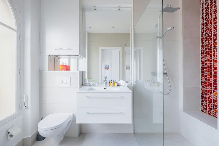 Bathroom photo