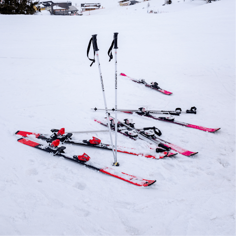 Hit the slopes with convenience – the resort's main ski lift is just two minutes away