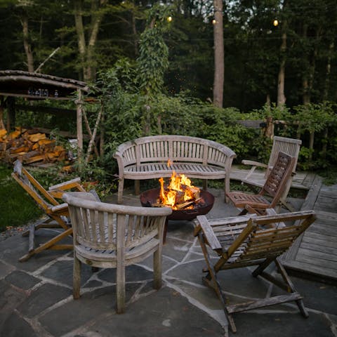 Spend magical evenings around the fire pit