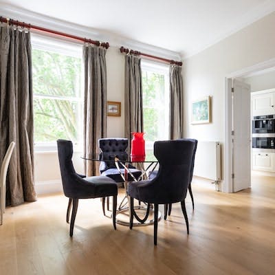Get together for atmospheric mealtimes and catch-ups here