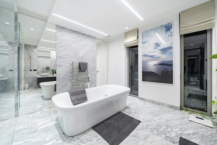 Bathroom photo
