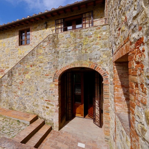 Guests appreciated the thoughtful welcome package and the friendly host.