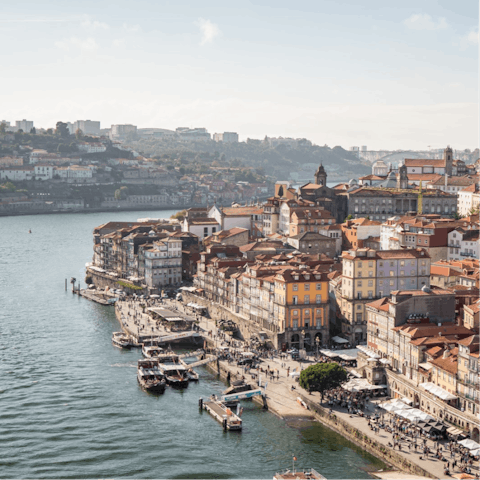 Stay within walking distance of Porto's shops and restaurants