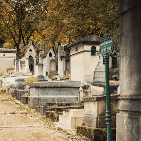 Stroll around Cimitière du Père Lachaise – it's a stone's throw away