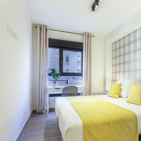 Keep on top of emails from the desk space