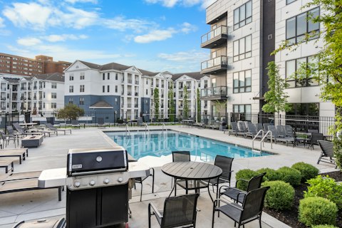 Fire up the barbecue beside the communal pool on warm Nashville evenings