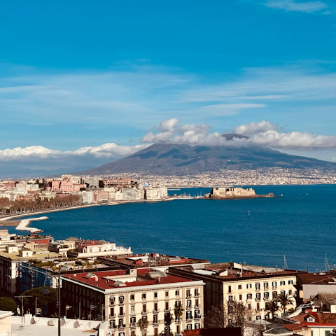 Be inspired by the magic of Italy while exploring Naples