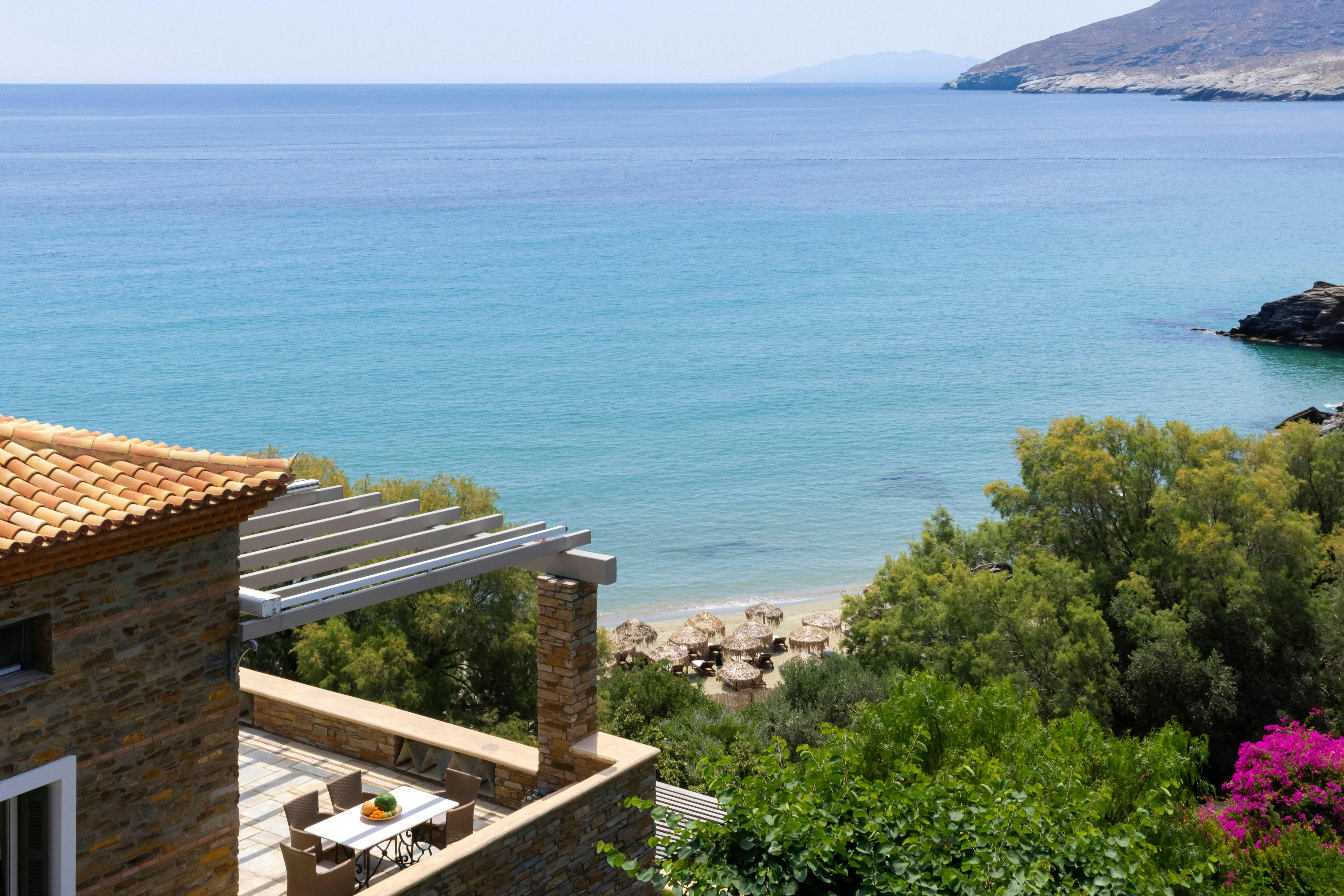 Corinthian Hideaway