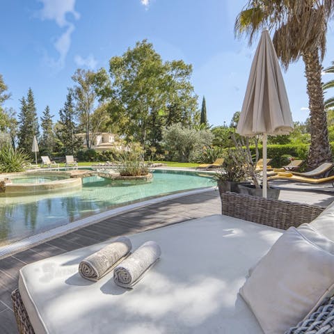 Float in your private salt-water pool – there's a Jacuzzi in the middle