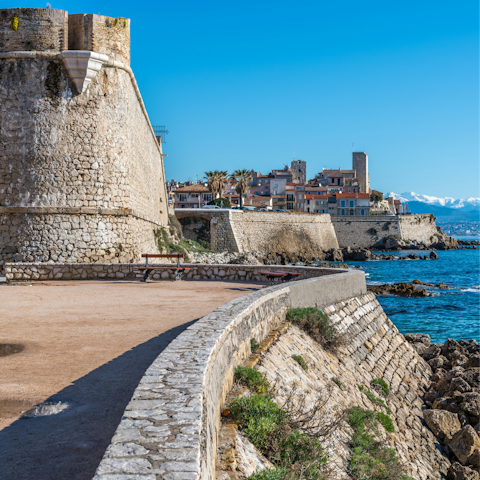 Stay in the heart of historic Antibes
