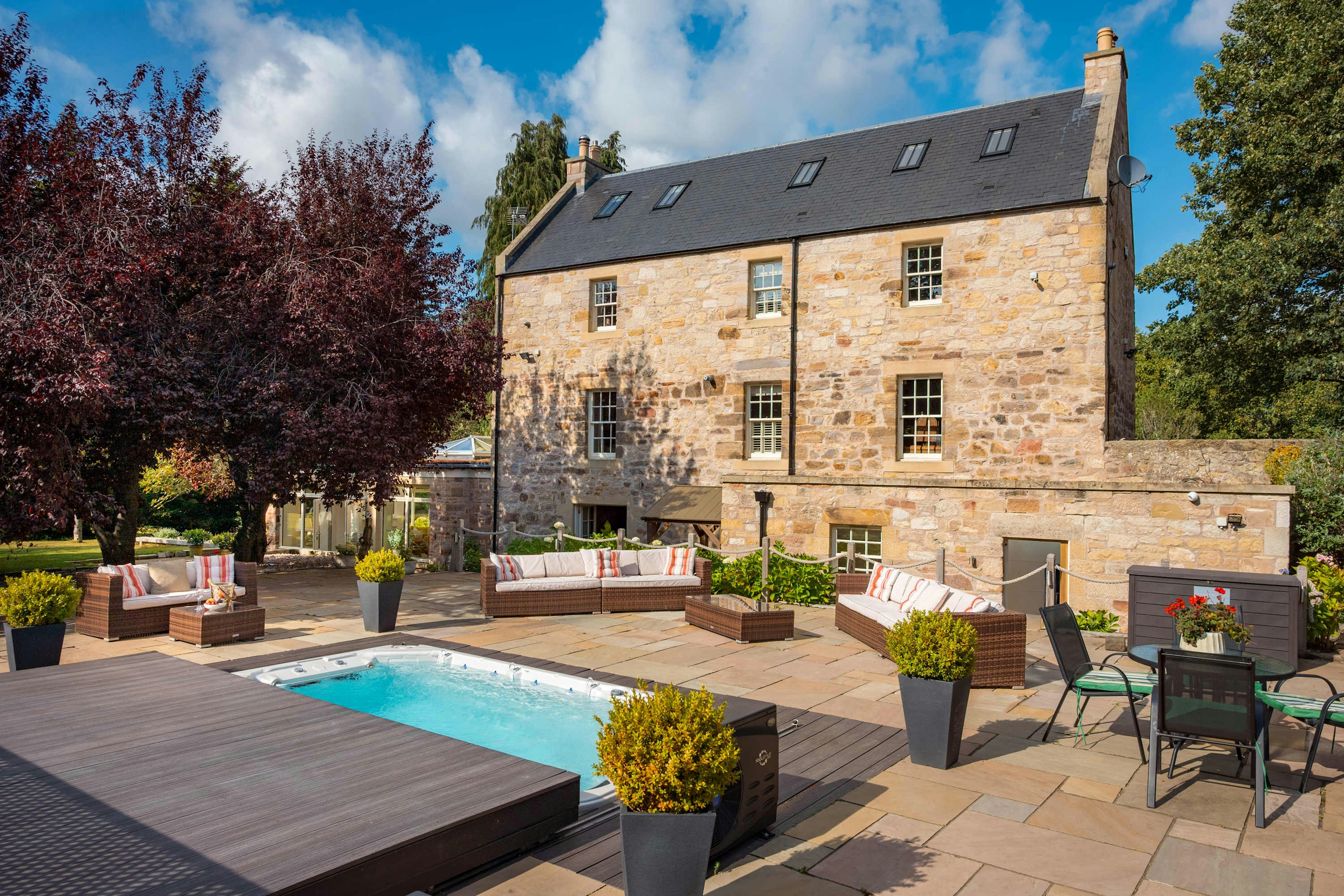 The Dalkeith Dram