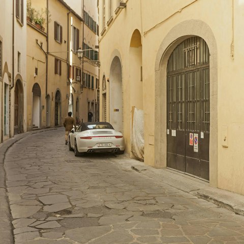 Explore the ancient cobbled streets of Florence, right on your doorstep