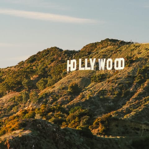Stay up in the peace and quiet of the Hollywood Hills