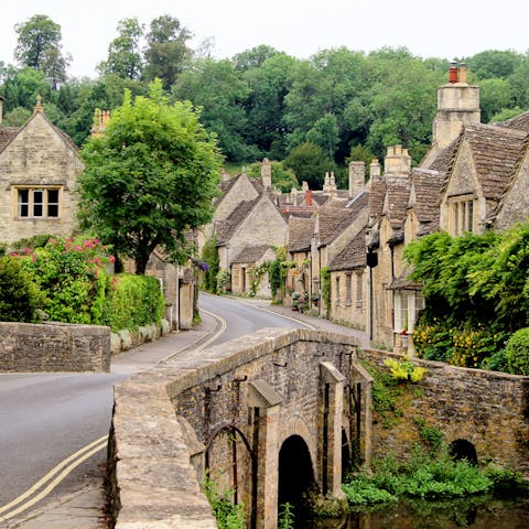 Explore your beautiful Cotswolds surroundings – Chipping Campden is a five-minute drive away