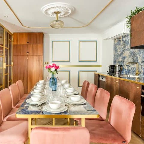 Enjoy some oysters and Champagne at your dining table