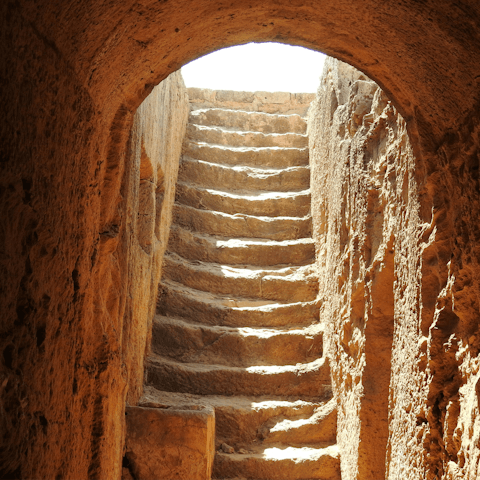 See living history at the nearby Tombs of the Kings
