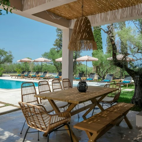 Tuck into delicious meals cooked on the barbecue