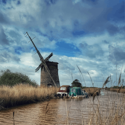 Explore the Norfolk Broads National Park