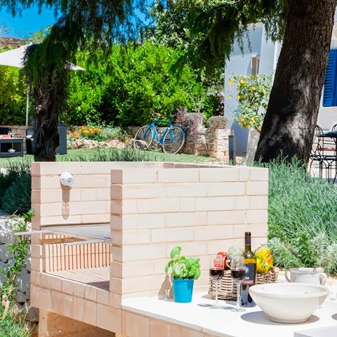 Cook up an Italian feast at the outdoor kitchen