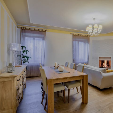 Dine in style at home in the open-plan dining-living area