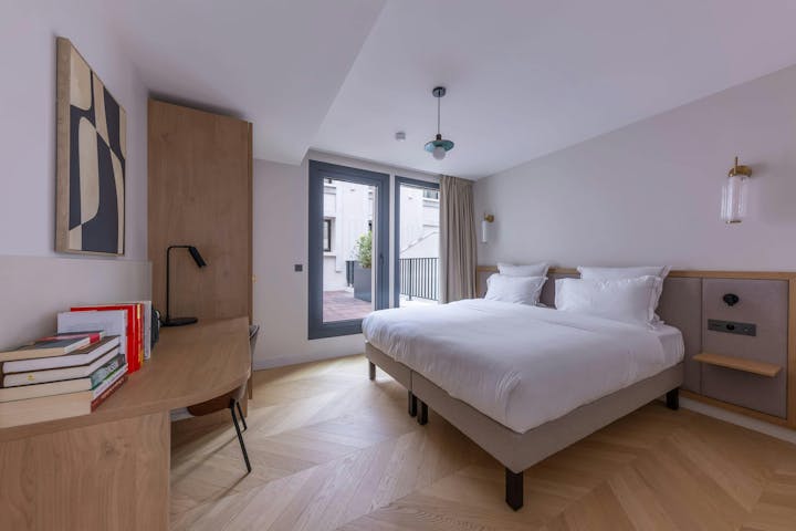 Bedroom photo