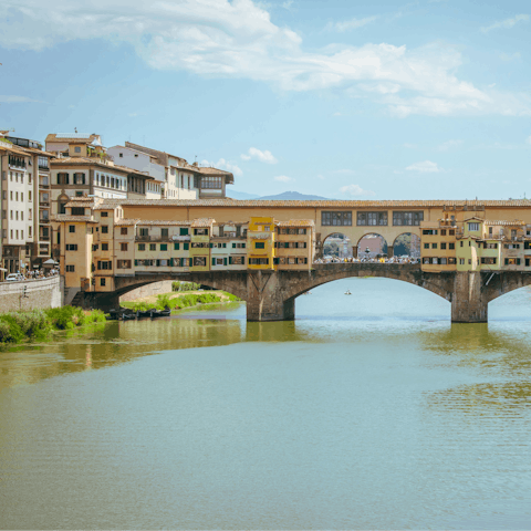 See the iconic Ponte Vecchio, only minutes away