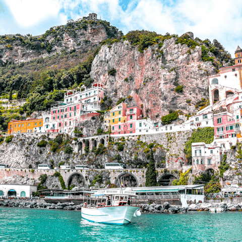 Experience the majestic beauty of the Amalfi coast
