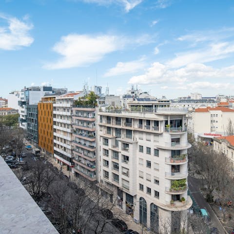 Enjoy wonderful city views from the balcony – both bedrooms have them