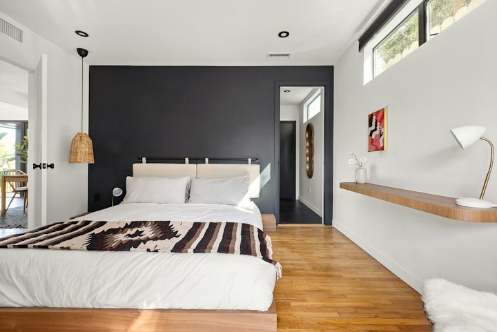 Bedroom photo