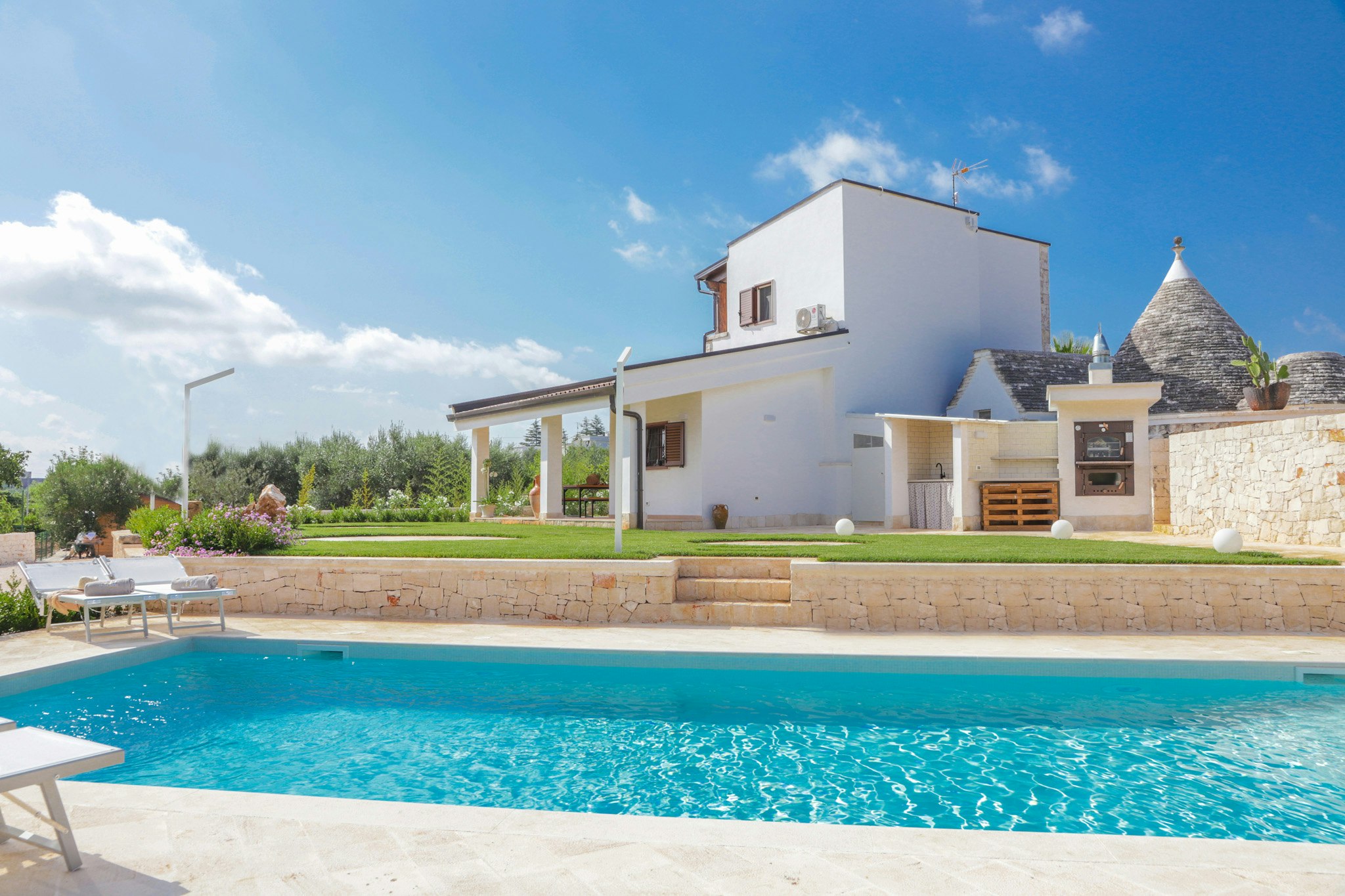 Casa Caves