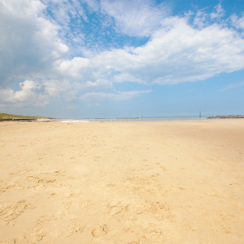 Stroll over to Sea Palling Beach, just ten minutes from your doorstep