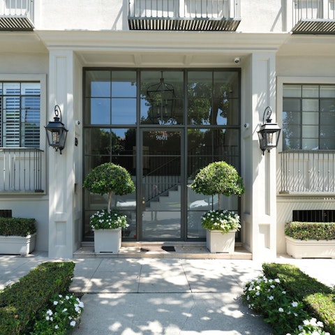 Make the most of your Beverly Hills location