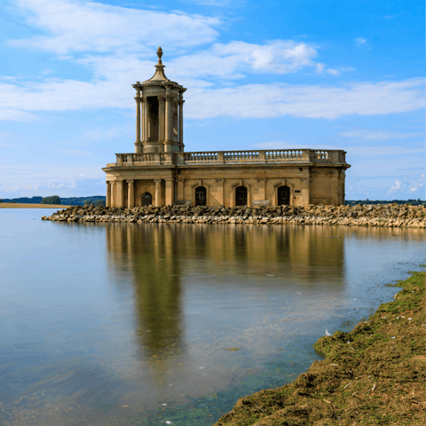 Explore Rutland – Rutland Water is 12 miles away