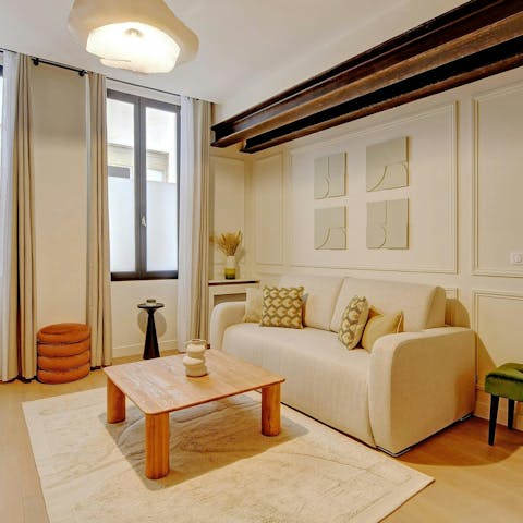 Savour slow evening drinks at home or wander to a local bar