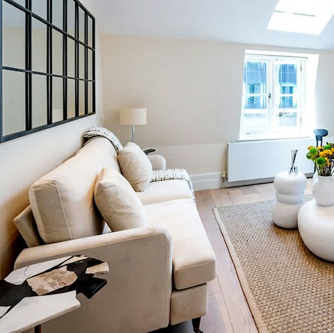 Mews Retreat, Paddington, London | Plum Guide