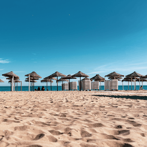 Stay just a few minutes from El Higueron and its exclusive beaches