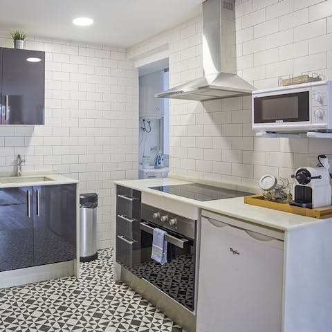 Rustle up a plate of patatas bravas in the fully equipped kitchen