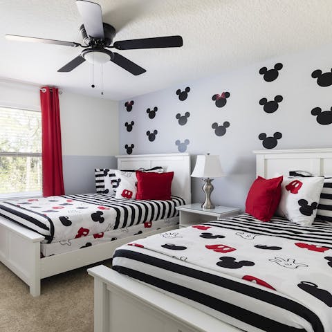 Surprise your children with the character-themed bedrooms