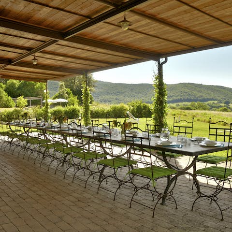 Get the gang together and dine alfresco for views of the rolling Tuscan hills