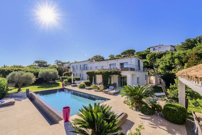 The Pearl of Saint-Tropez