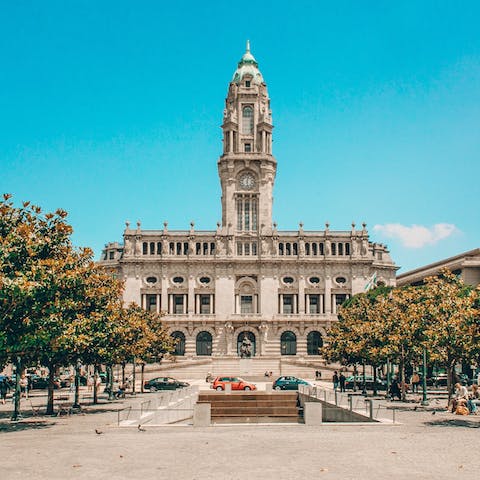 Discover the energy and beauty of Porto city centre