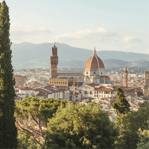 Stay fifteen minutes' drive from the delights of Florence