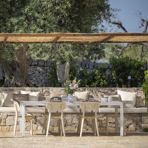 Enjoy picture-perfect al fresco dining