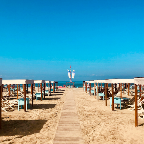 Stay a short walk from the beach in Viareggio