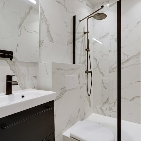 Start your mornings under the rainfall shower