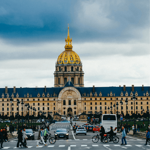 Visit the Hotel des Invalides, located close by