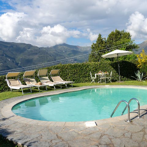 Unwind poolside in the Tuscan sunshine