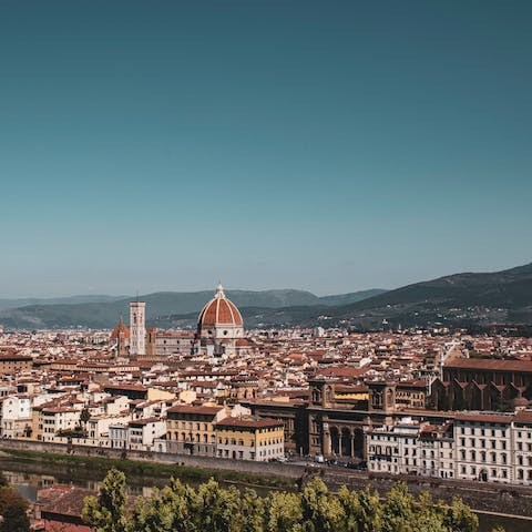 Stroll around Tuscany's hub of art, history, and culture in Florence – a fourty-minute drive away