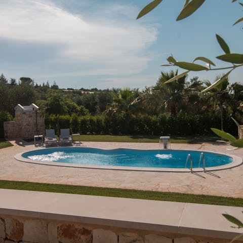 Cool off in the private pool – there's a whirlpool feature too